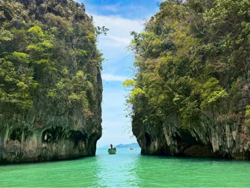 Hong Lagoon